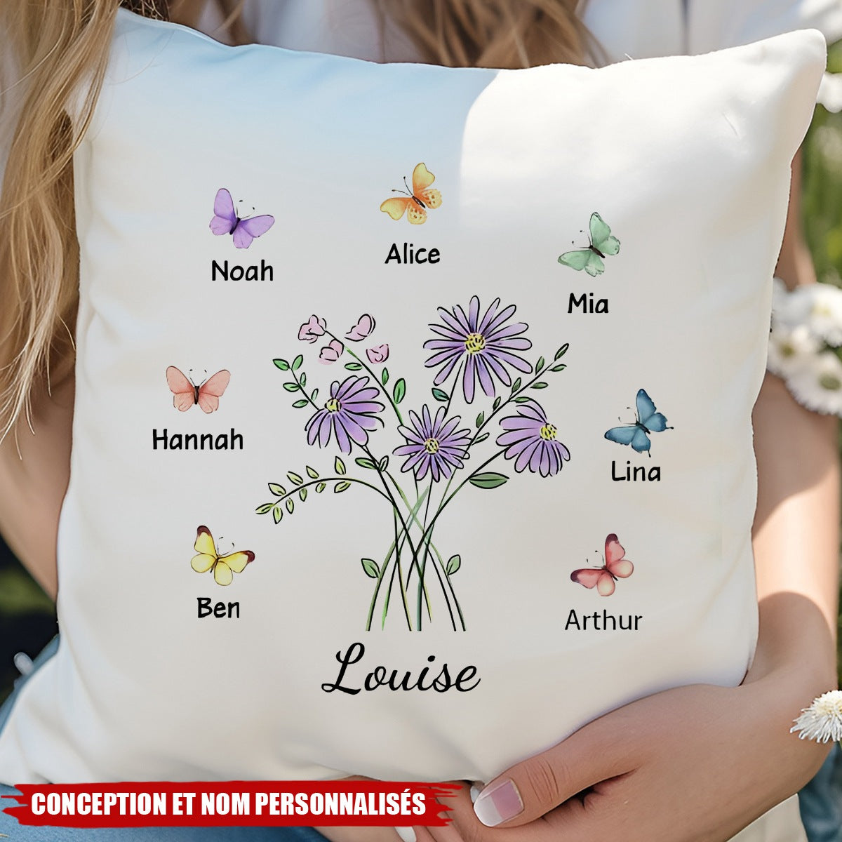 Coussin Personnalisé avec Noms de la Famille et Design Floral